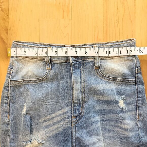 FASHION Nova Tempe Distressed High Rise Jeans Light Wash 3 G2 - Picture 5 of 6